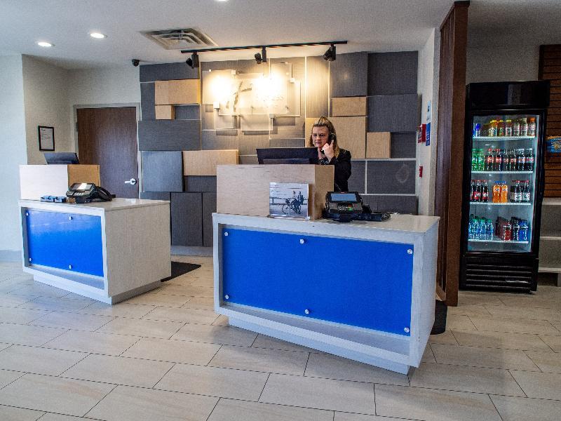 Holiday Inn Express & Suites - Oklahoma City Airport By Ihg Dış mekan fotoğraf